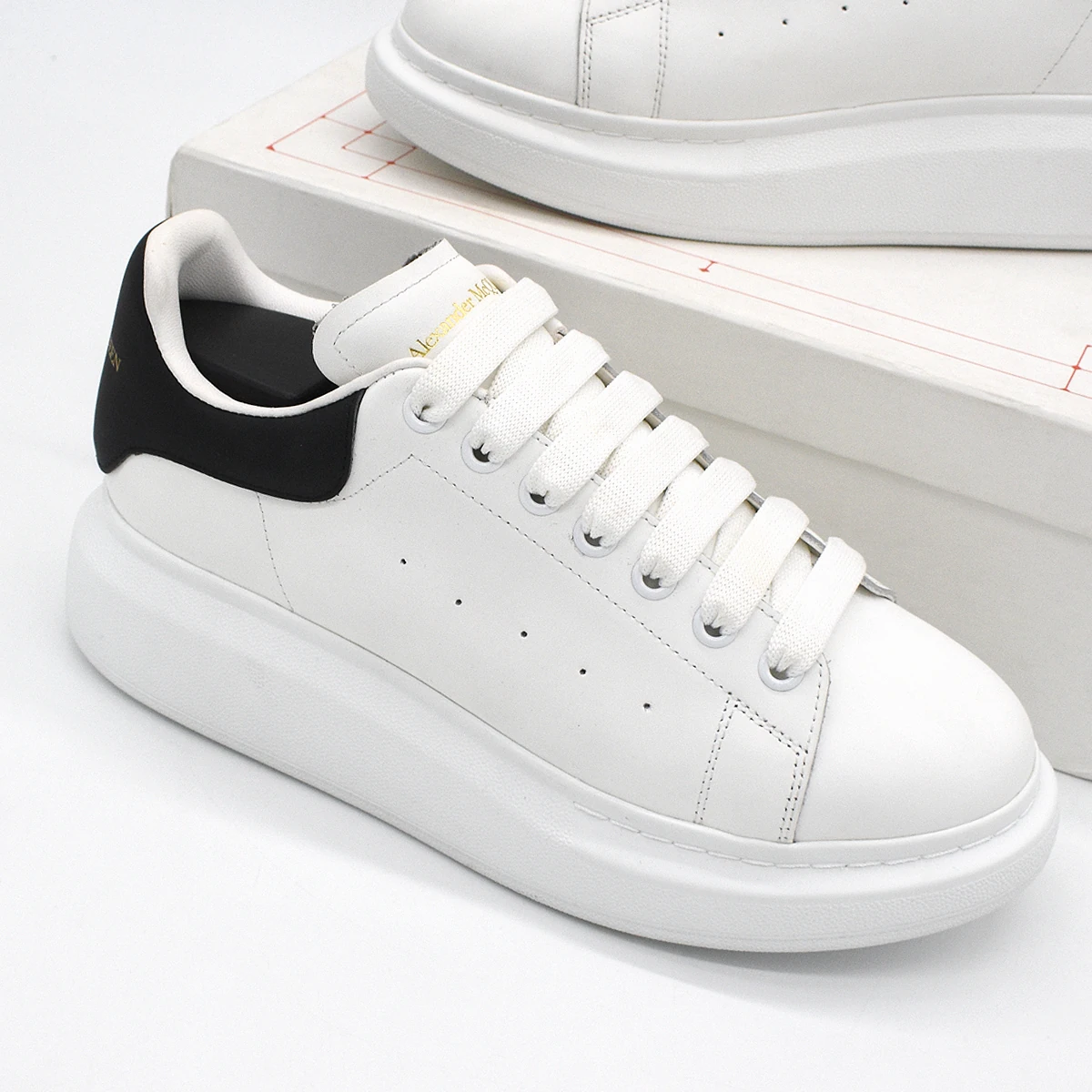 Alexander Mcqueen 5