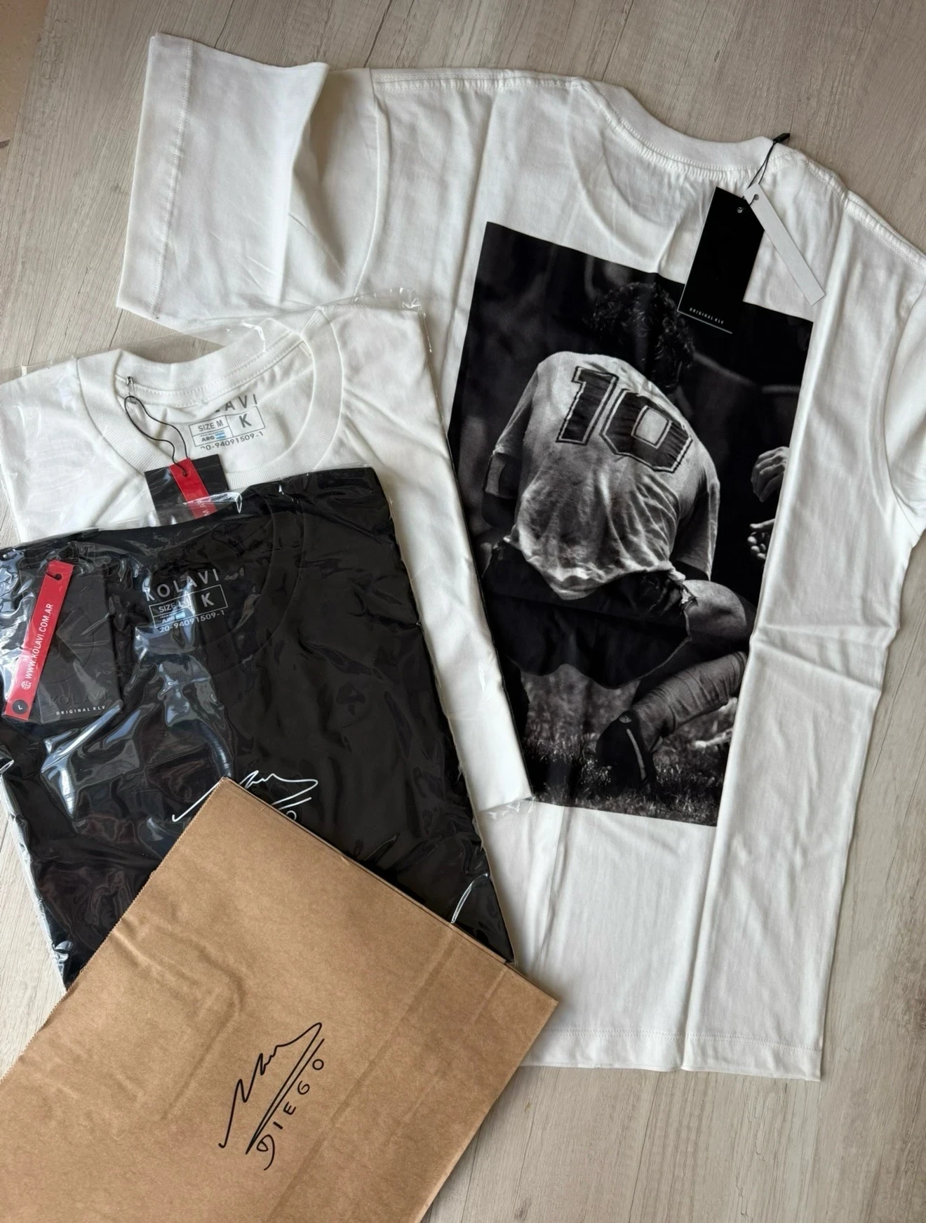 REMERAS EXCLUSIVAS MARADONA Y MESSI