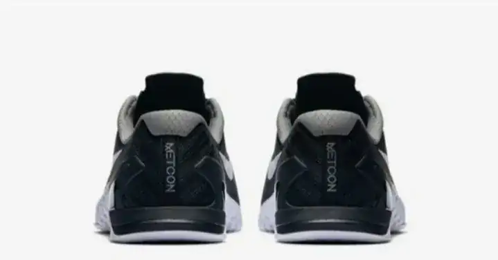 NIKE MELCON AGOTADO  3