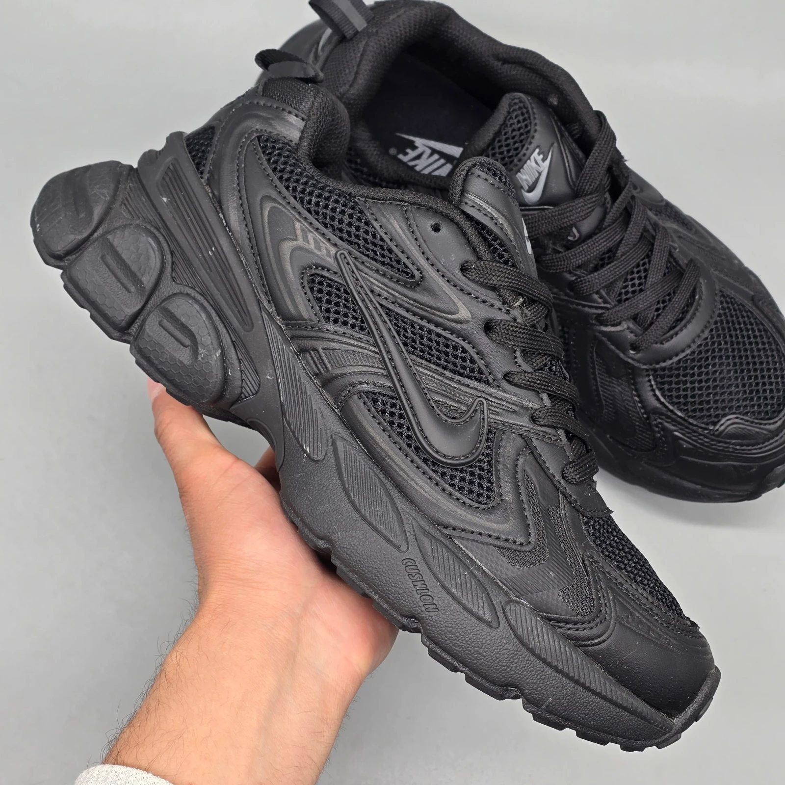 NIKE INITIATOR (RÉPLICA 1.1) 9