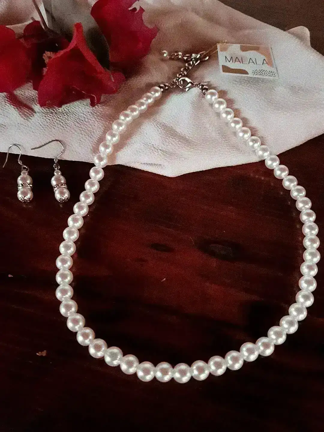 Collar de perlas japonesas M72
