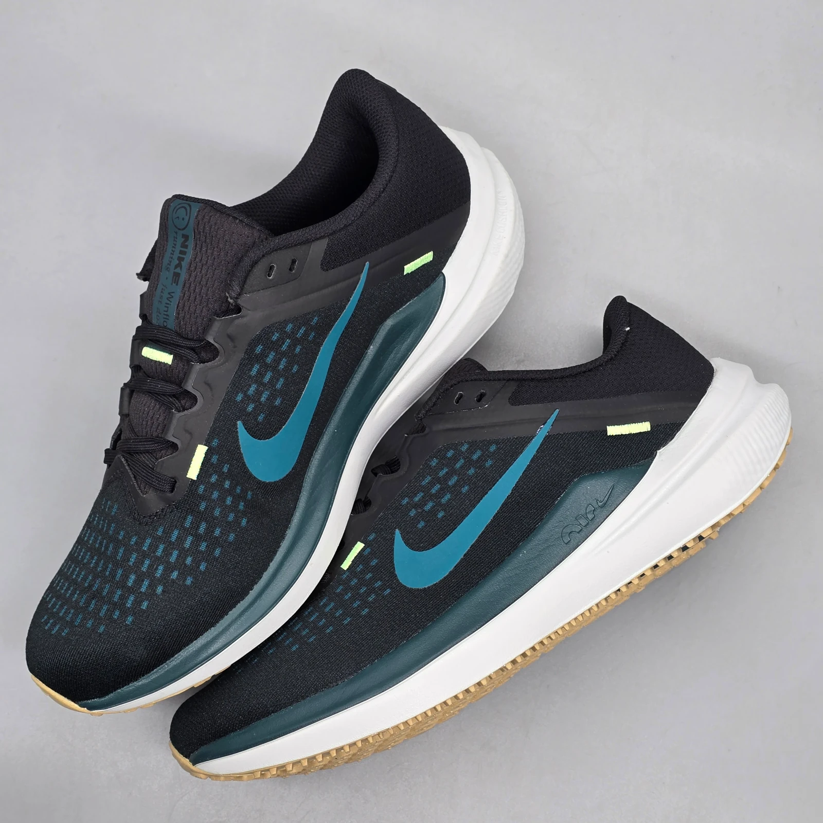 NIKE WINFLO 10 7