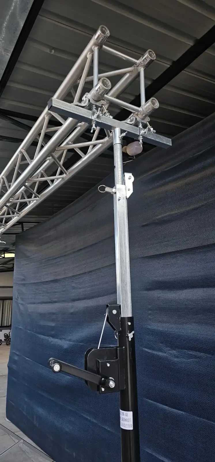 TRUSS 3M mas 2 torres de elevacion 4