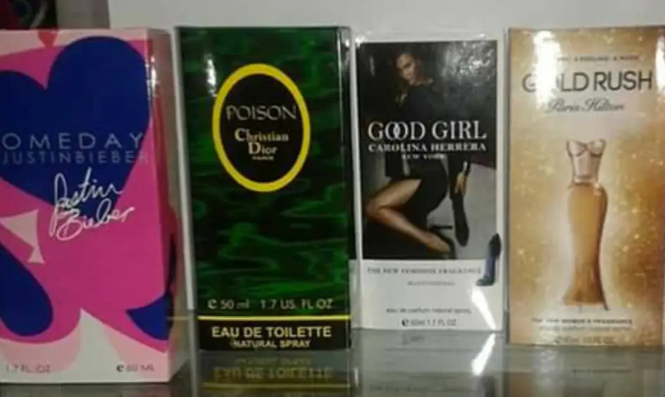 Promoción 3 Perfumes de 60 ML 4