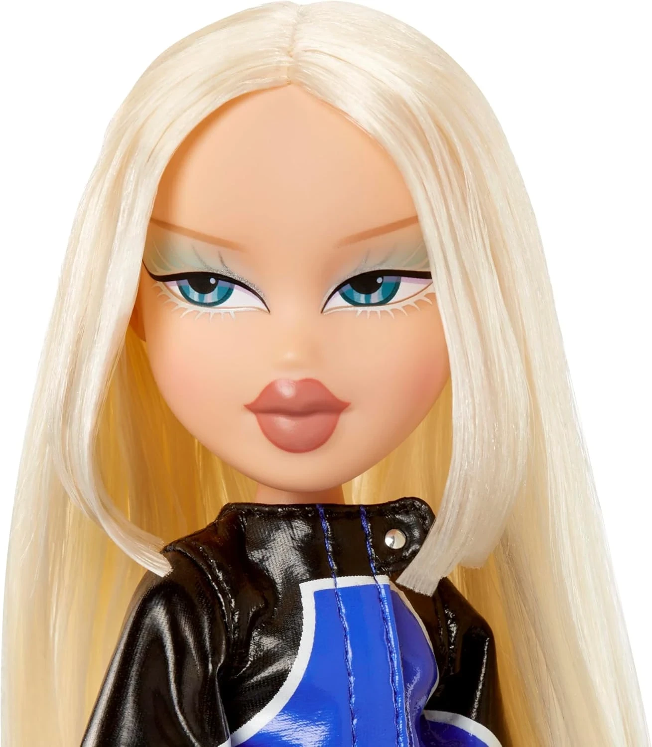 Bratz Muñeca de moda Scorchin' Cloe con accesorios 3