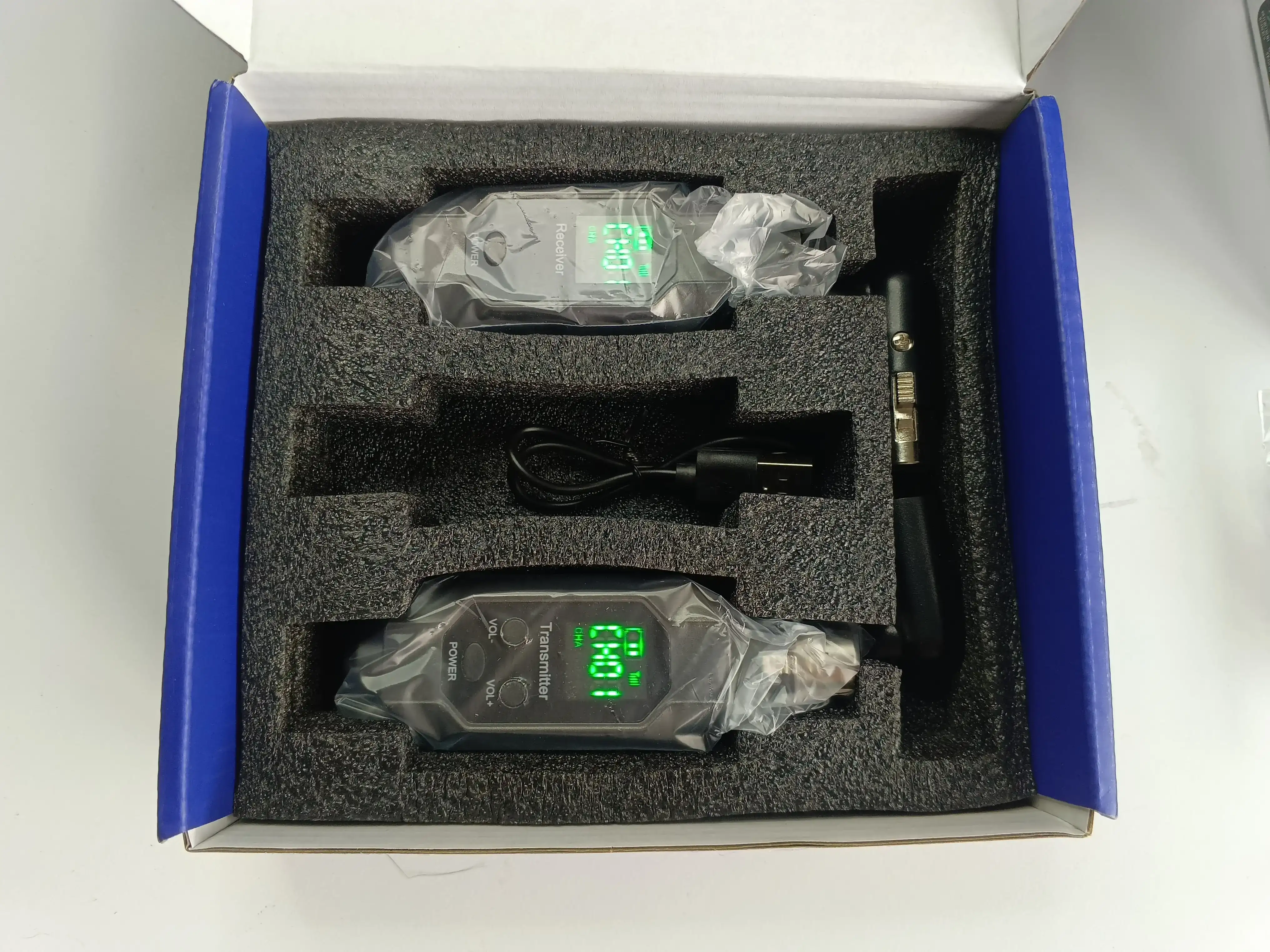 Transmisor inalámbrico XLR  MICROFONO  2