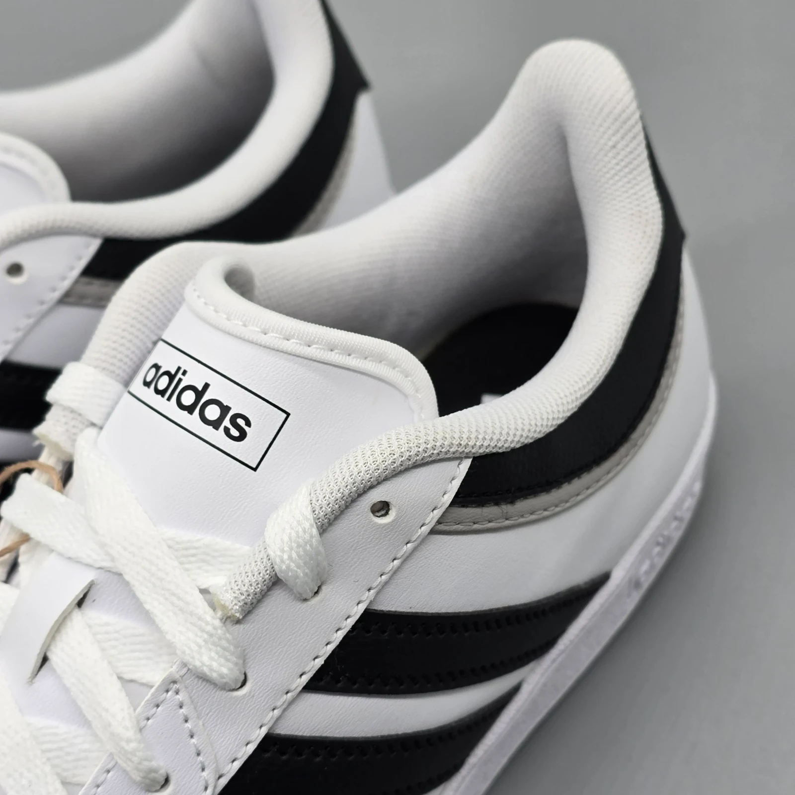 ADIDAS HOOPS 4.0 7