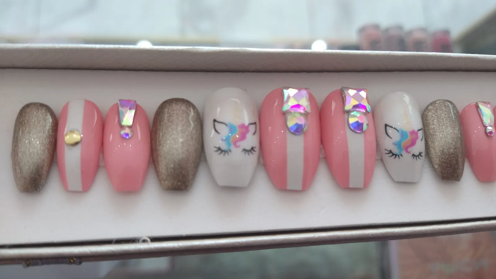 Uñas unicornio 2