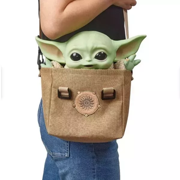 Baby yoda con sonido (Mattel)