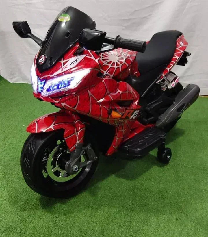 Moto R15 Spider 2 a 8 años Eléctrica  4