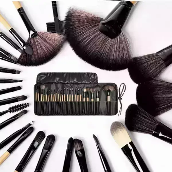 Set de 24 brochas para maquillaje incluye estuche 2