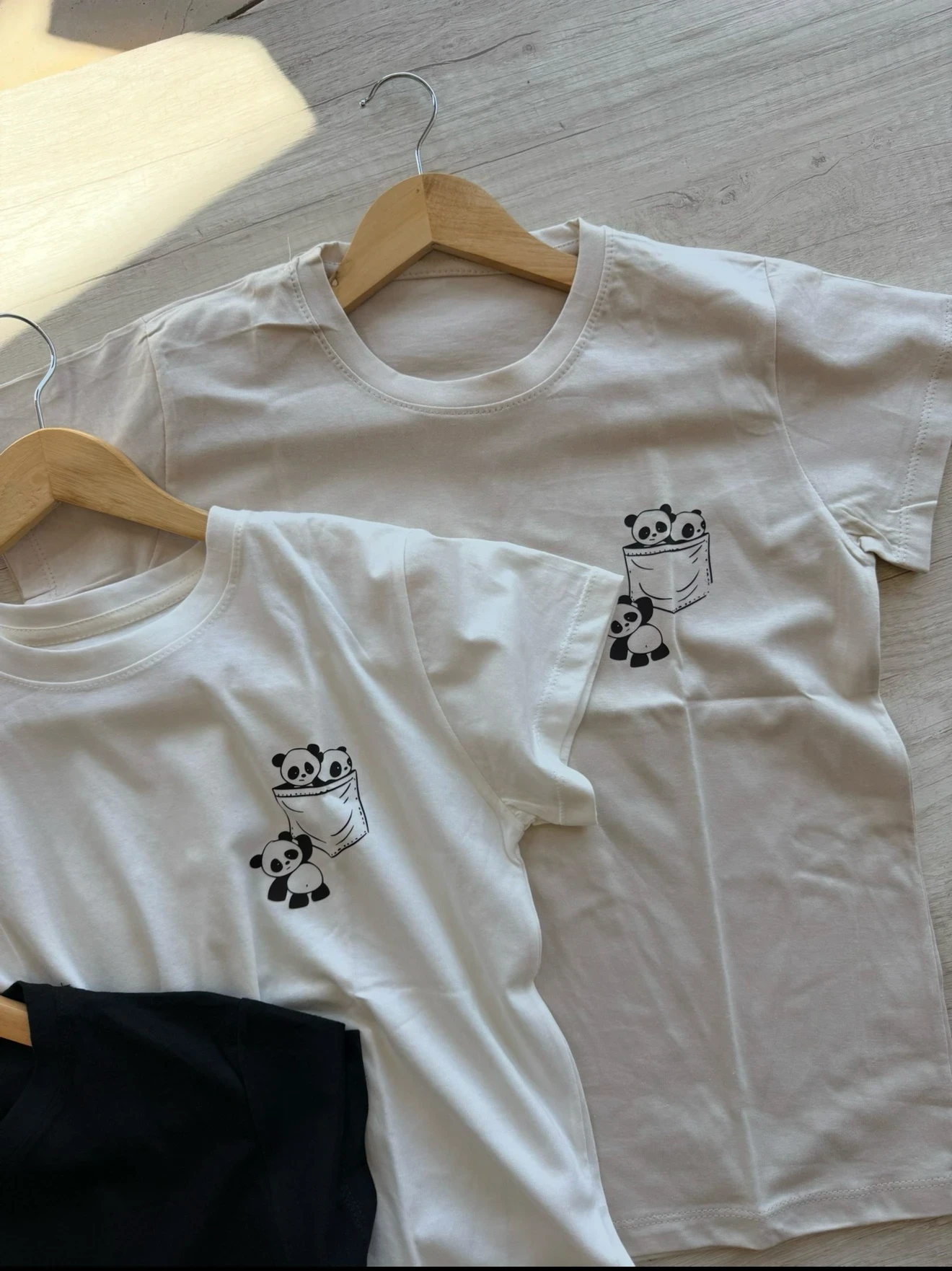 REMERAS OSITO Y FLORES 