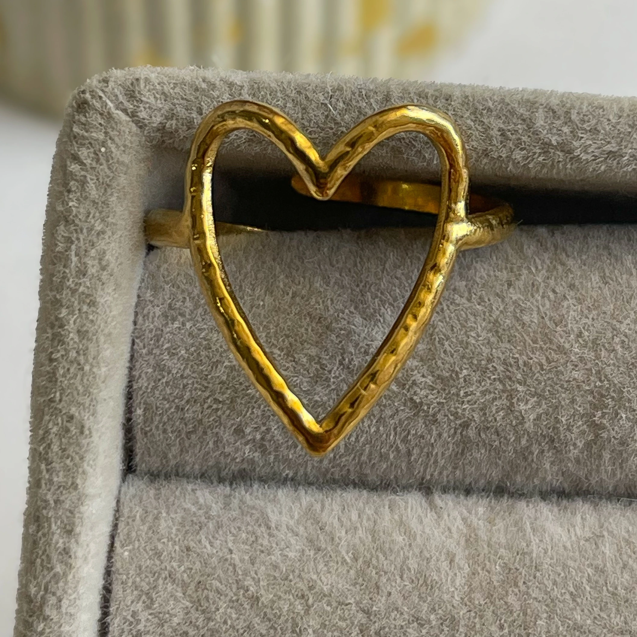 Anillo corazon largo 2