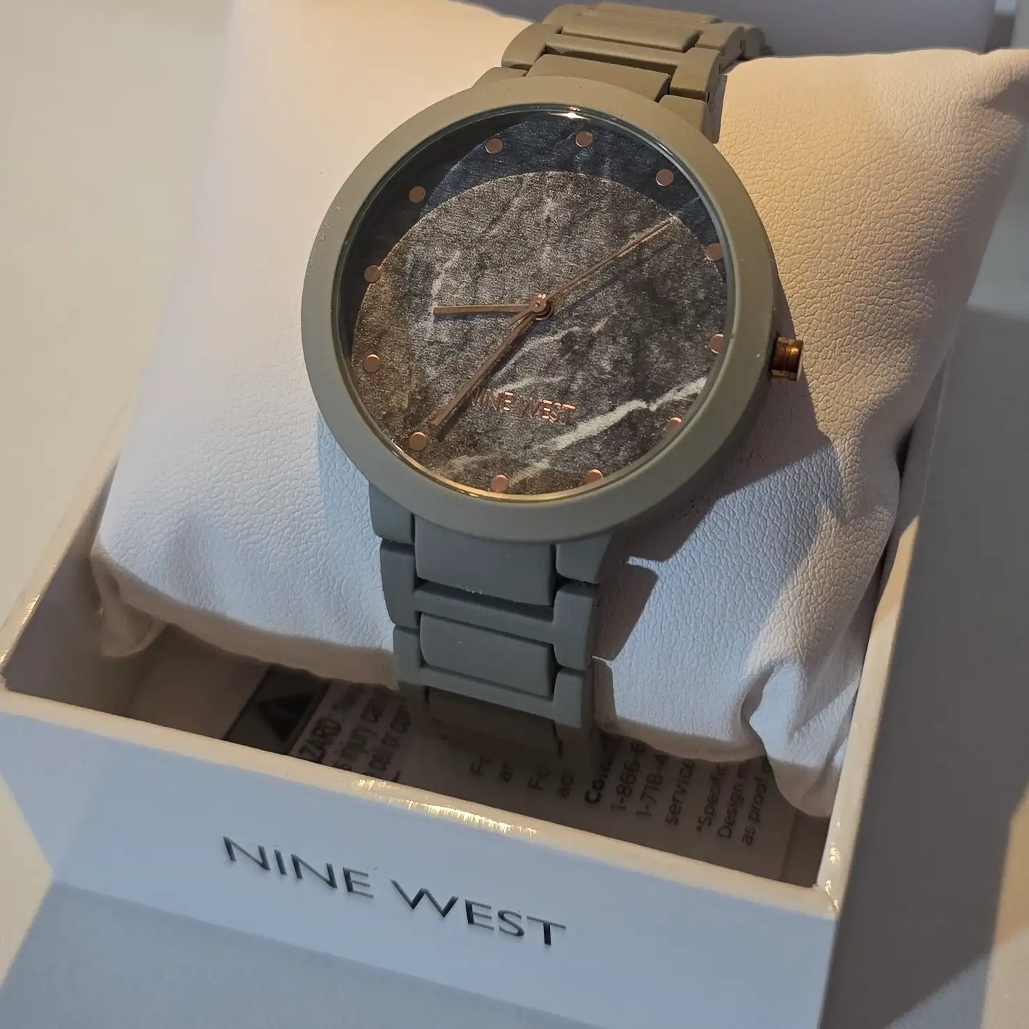Reloj Nine West 