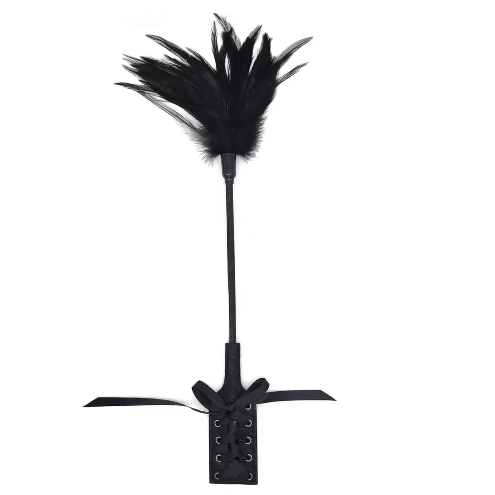 FUSTA + PLUMA