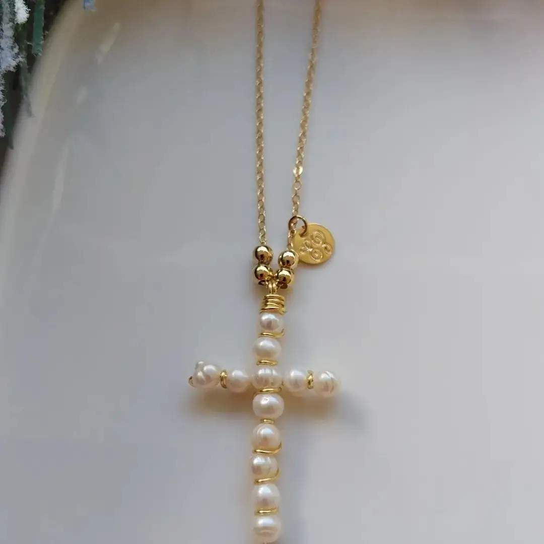 Cruz de Perlas
