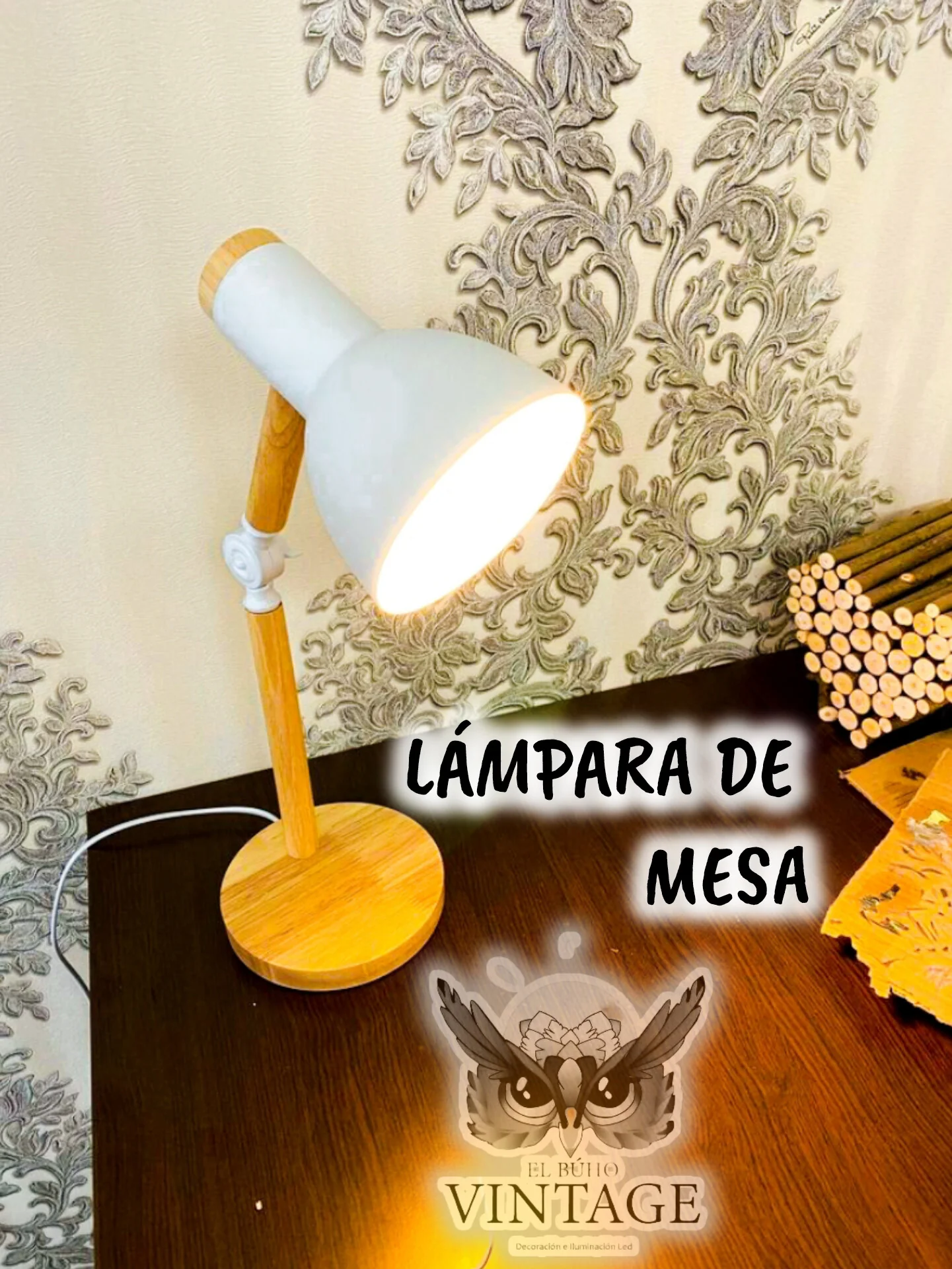 Lámpara de Escritorio Tipo Madera 