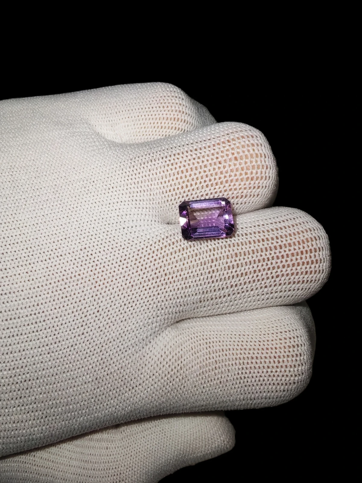 Amatista de lujo de 3.70 quilates  4