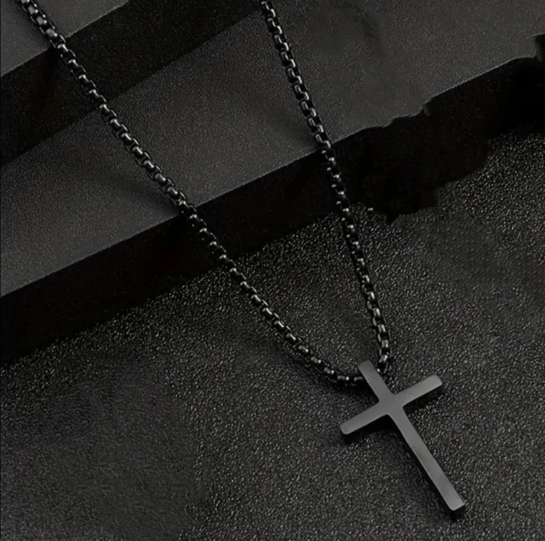 CADENA CON CRUZ NEGRA