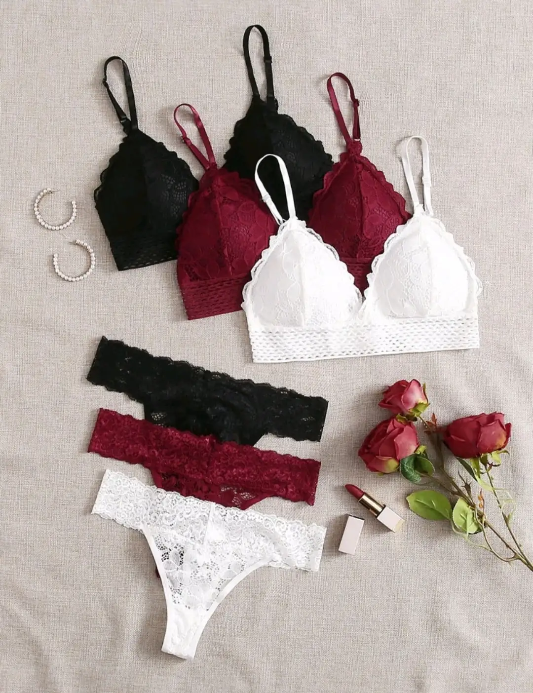 Set de lenceria con encaje floral 