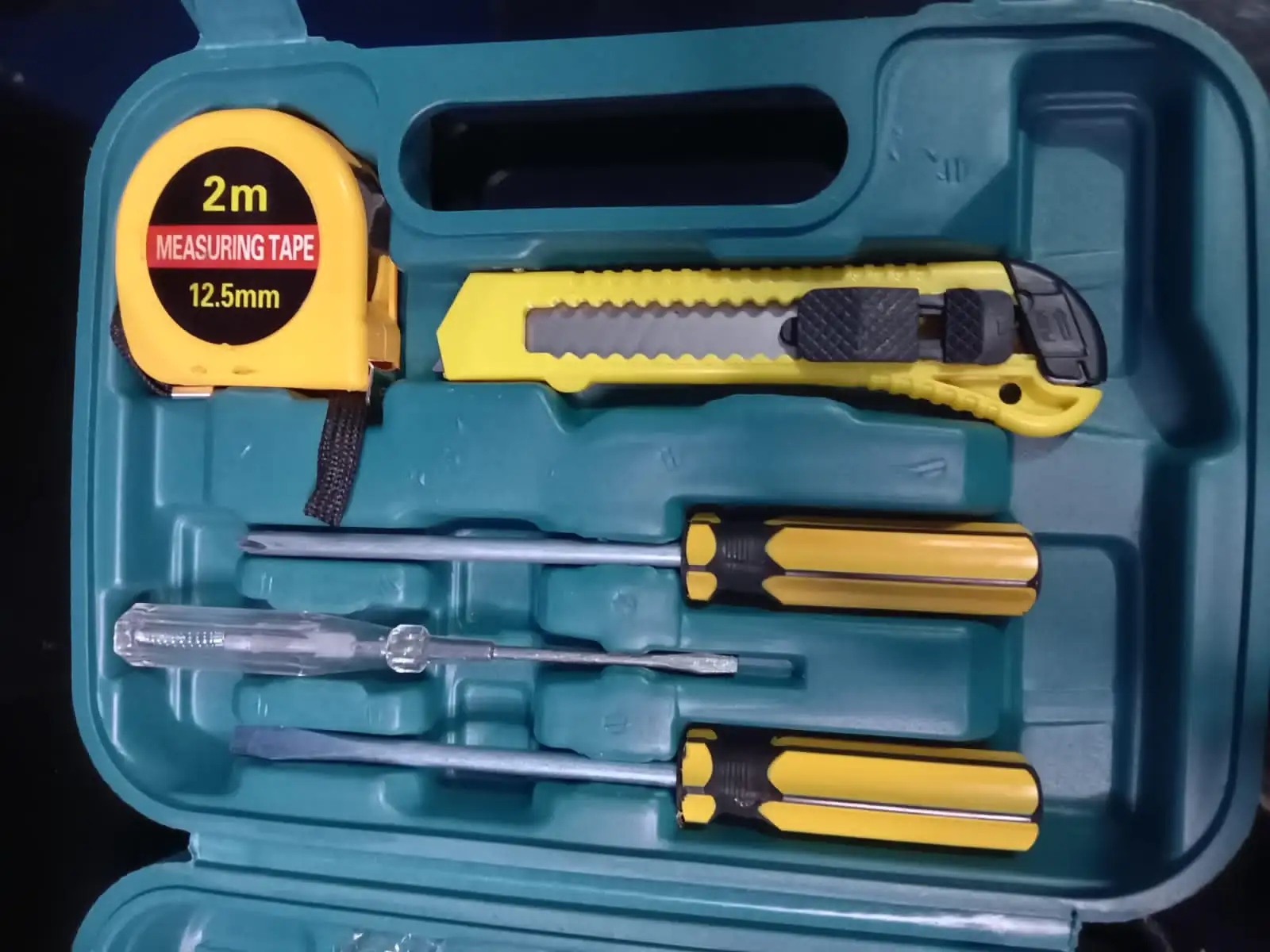 Kit básico herramientas  2