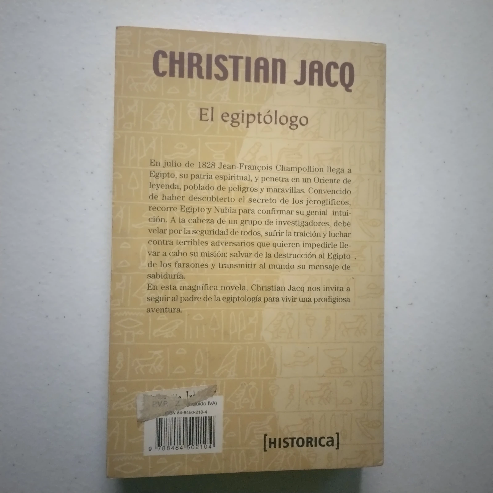 El egiptólogo, Christian Jacq, usado 2