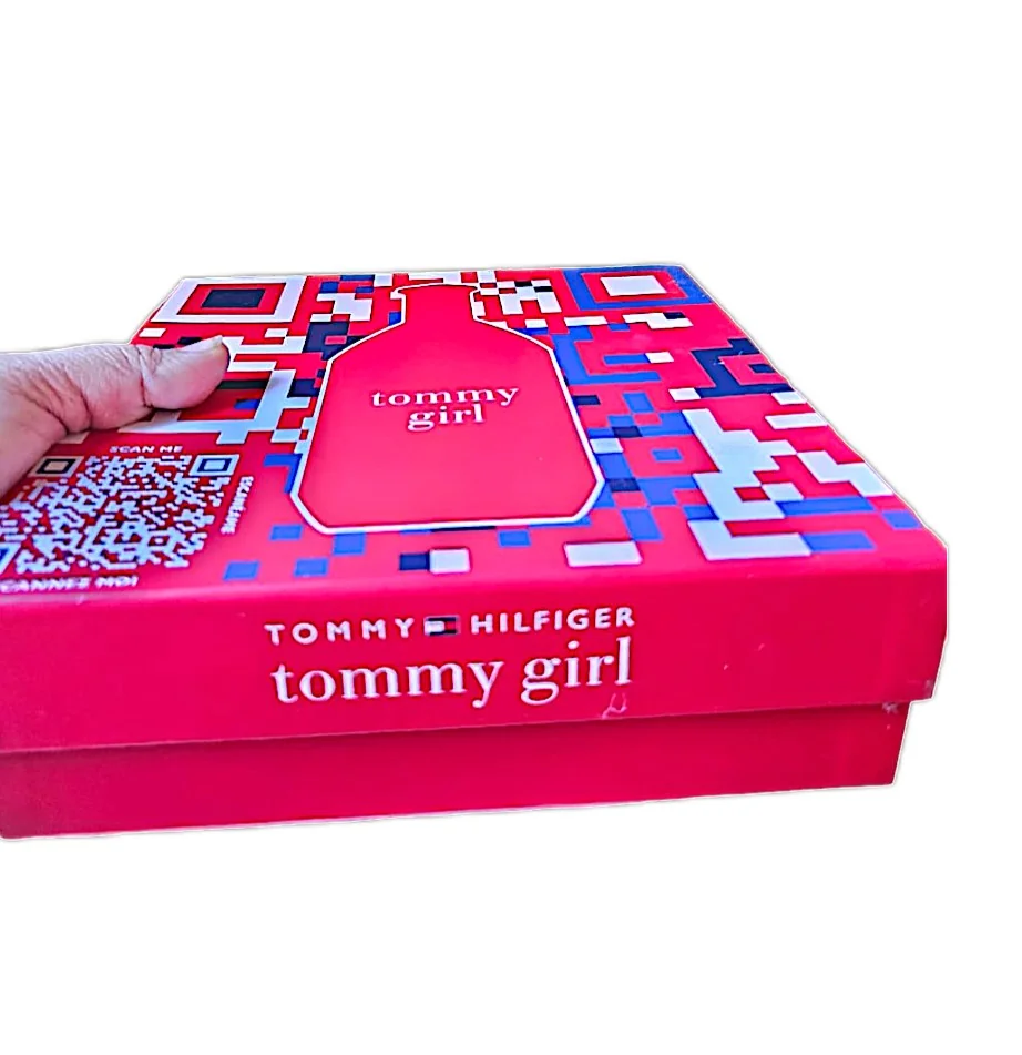 TOMMY GIRL 5