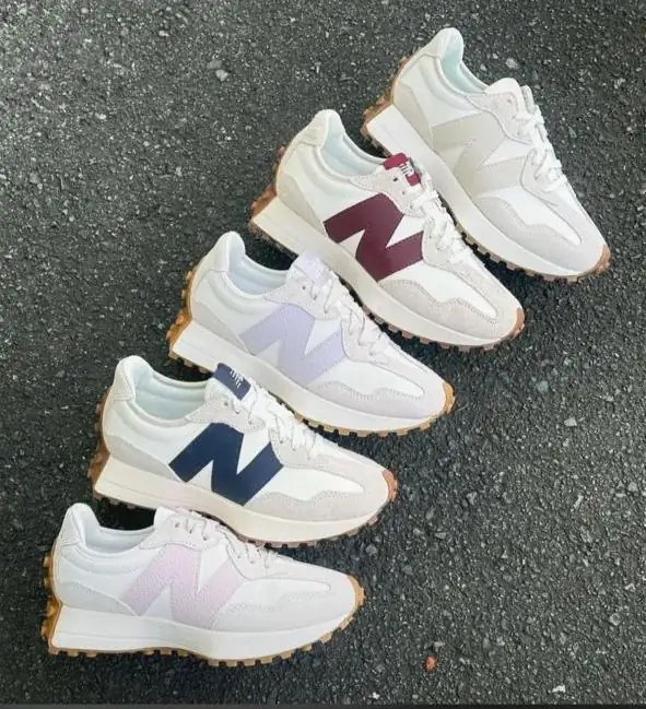 New Balance 327