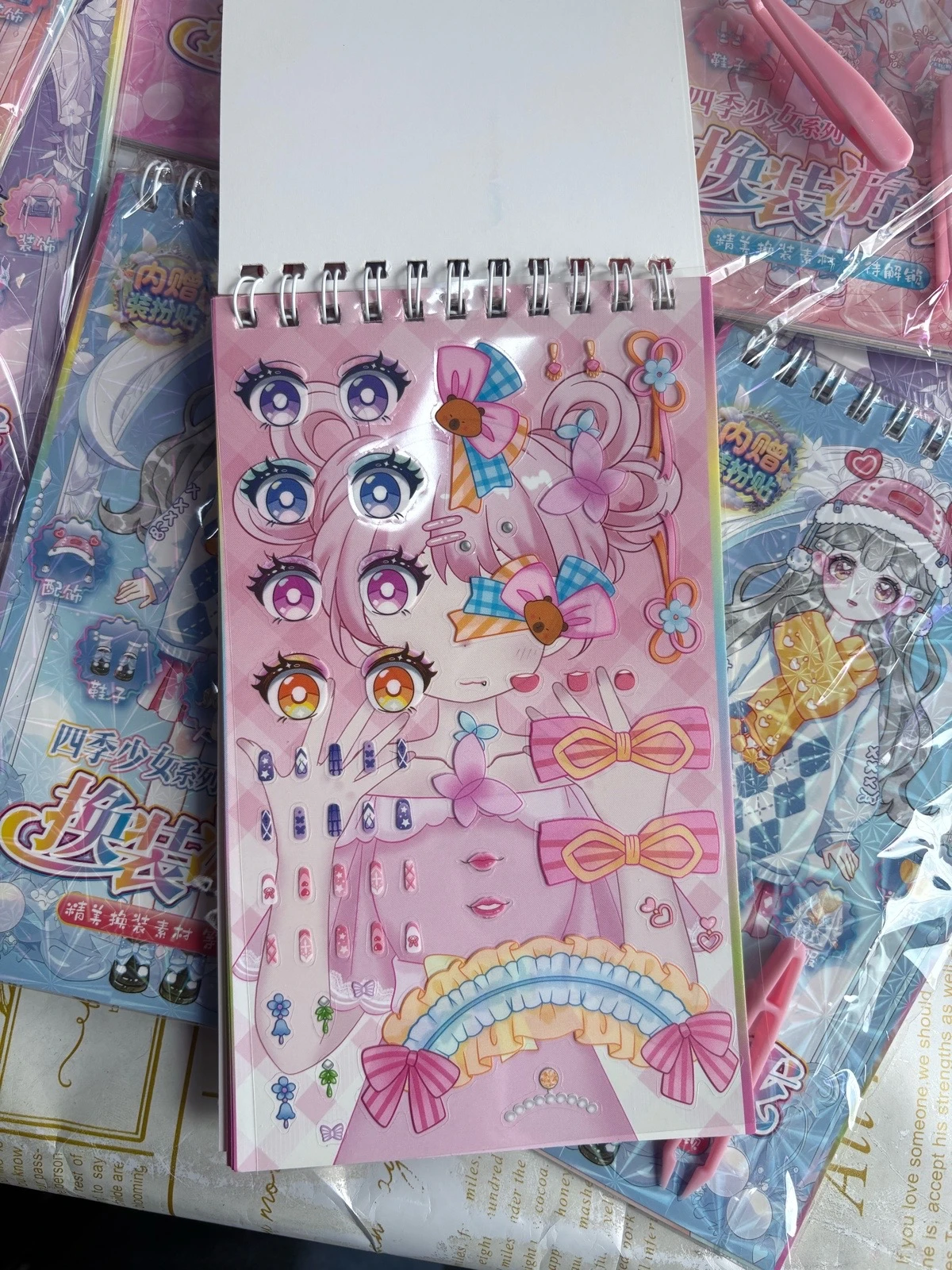 DOCENA DE ESCENARIOS STICKERS  10