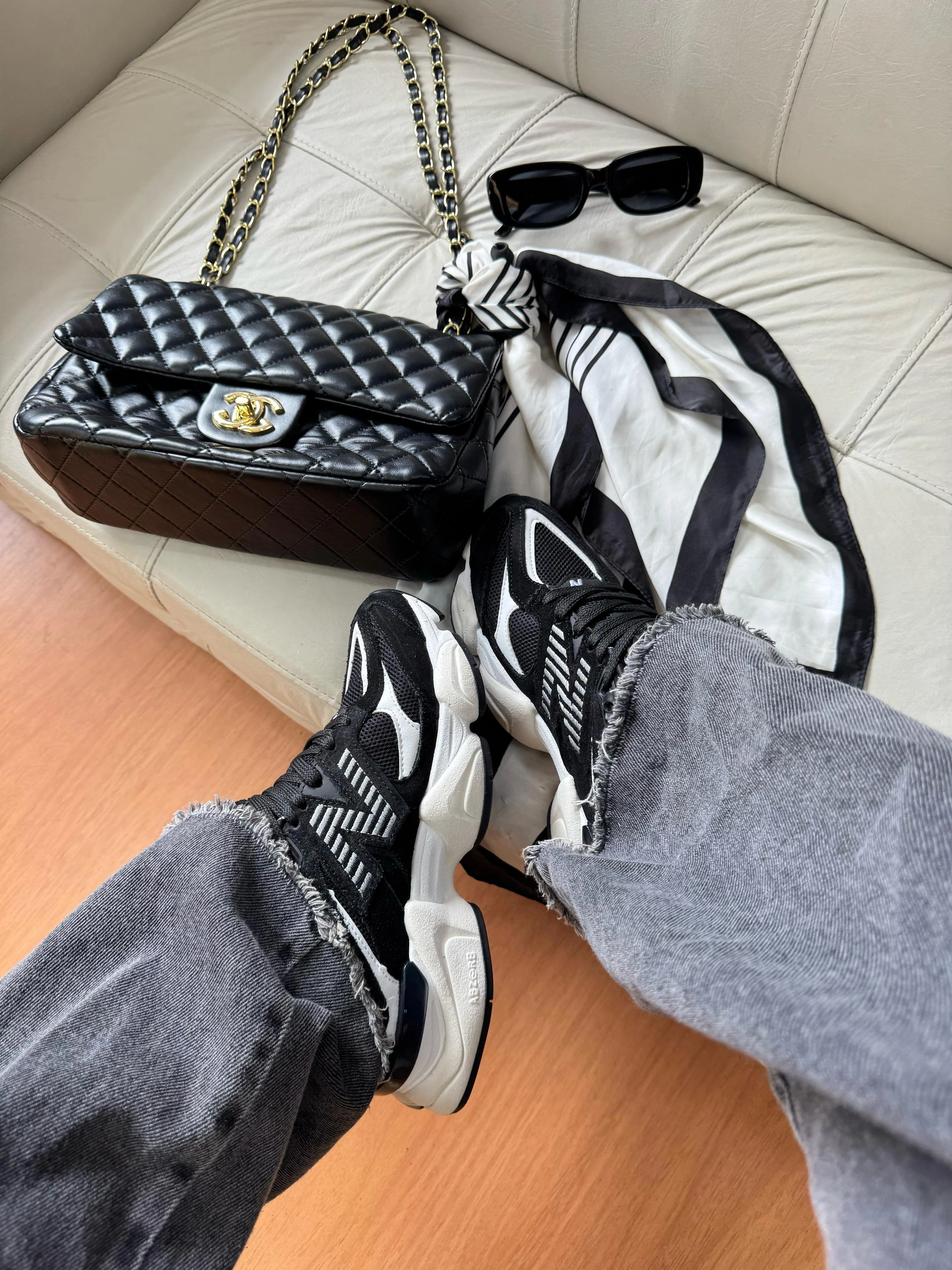 TÊNIS NEW BALANCE 9060 COURO  5