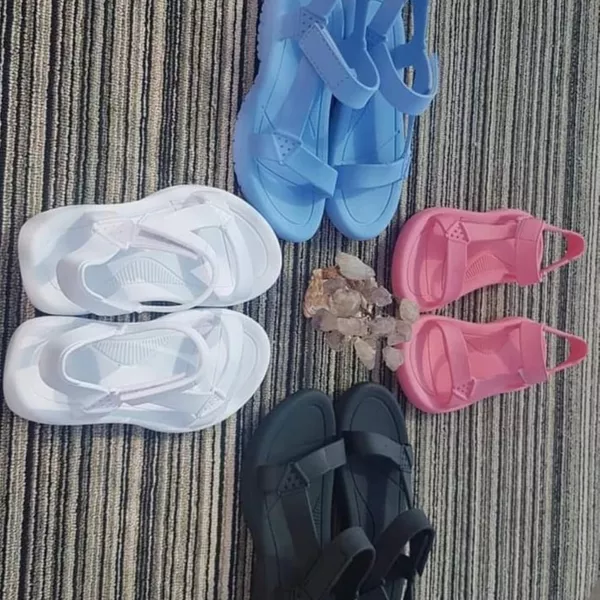 Sandalias inyectada