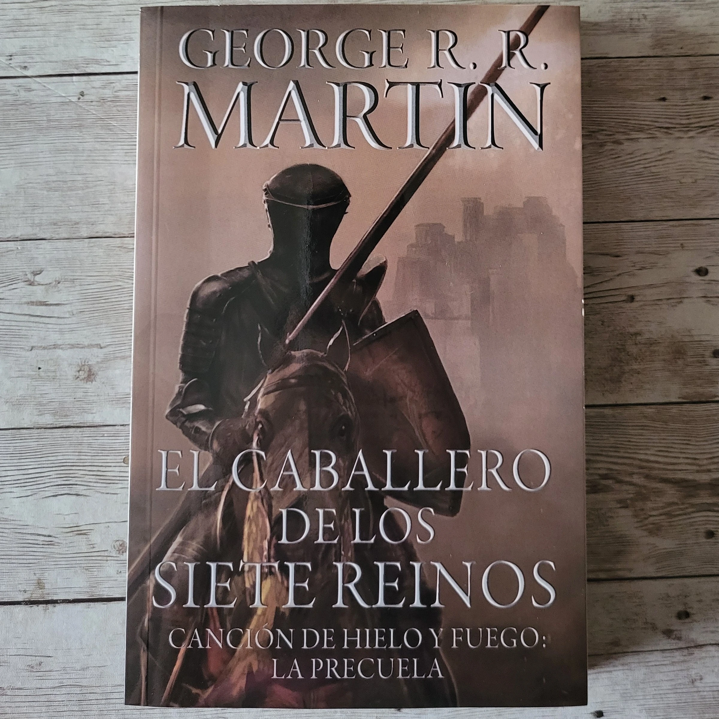 El caballero de los siete reinos / George R.R. Martin / Ficción / Fantasia / Aventura