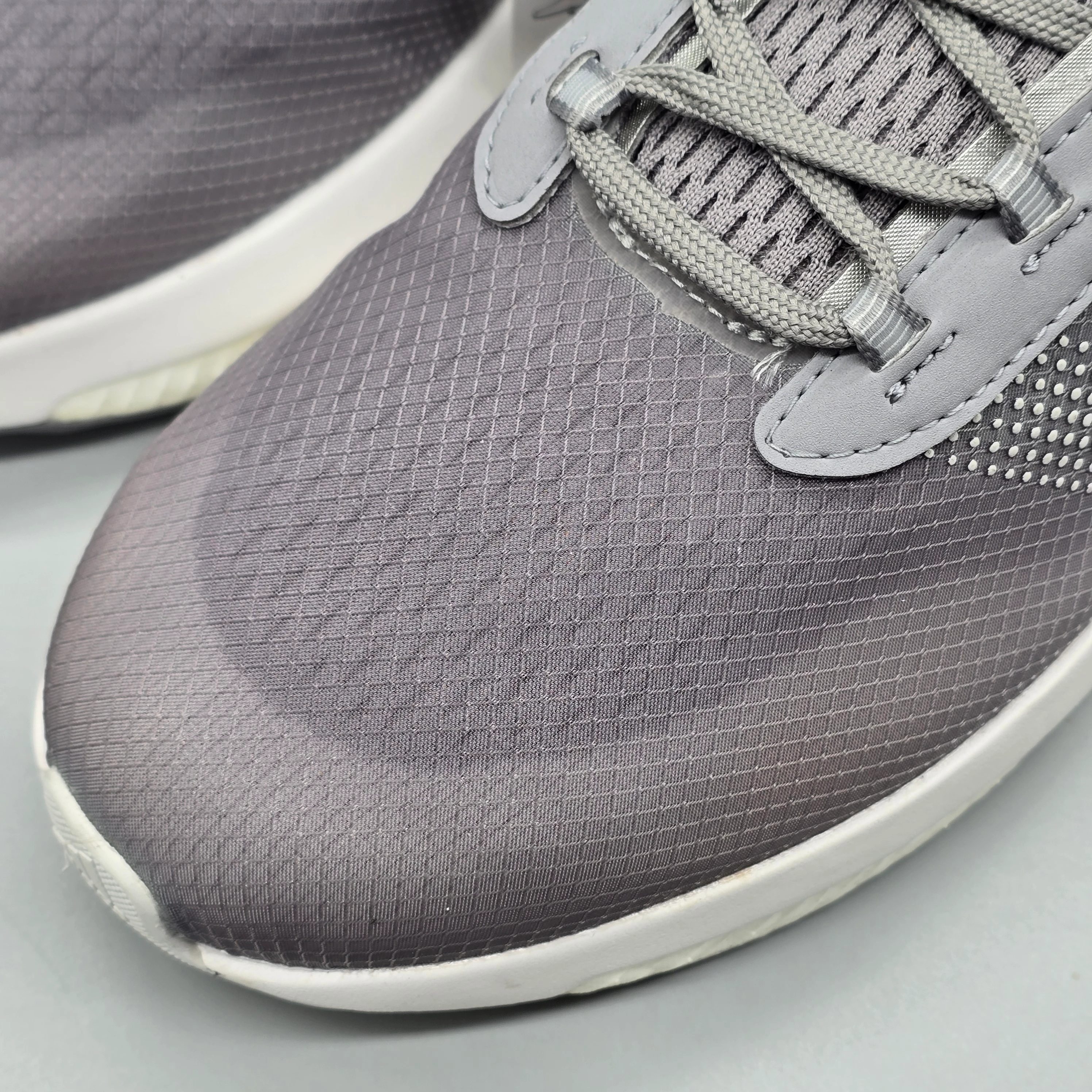 ADIDAS AVRYN 4