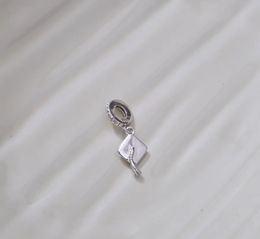 charm colgante de birrete de graduación plata S925 sin marca, compatible con pulseras Pandora  2