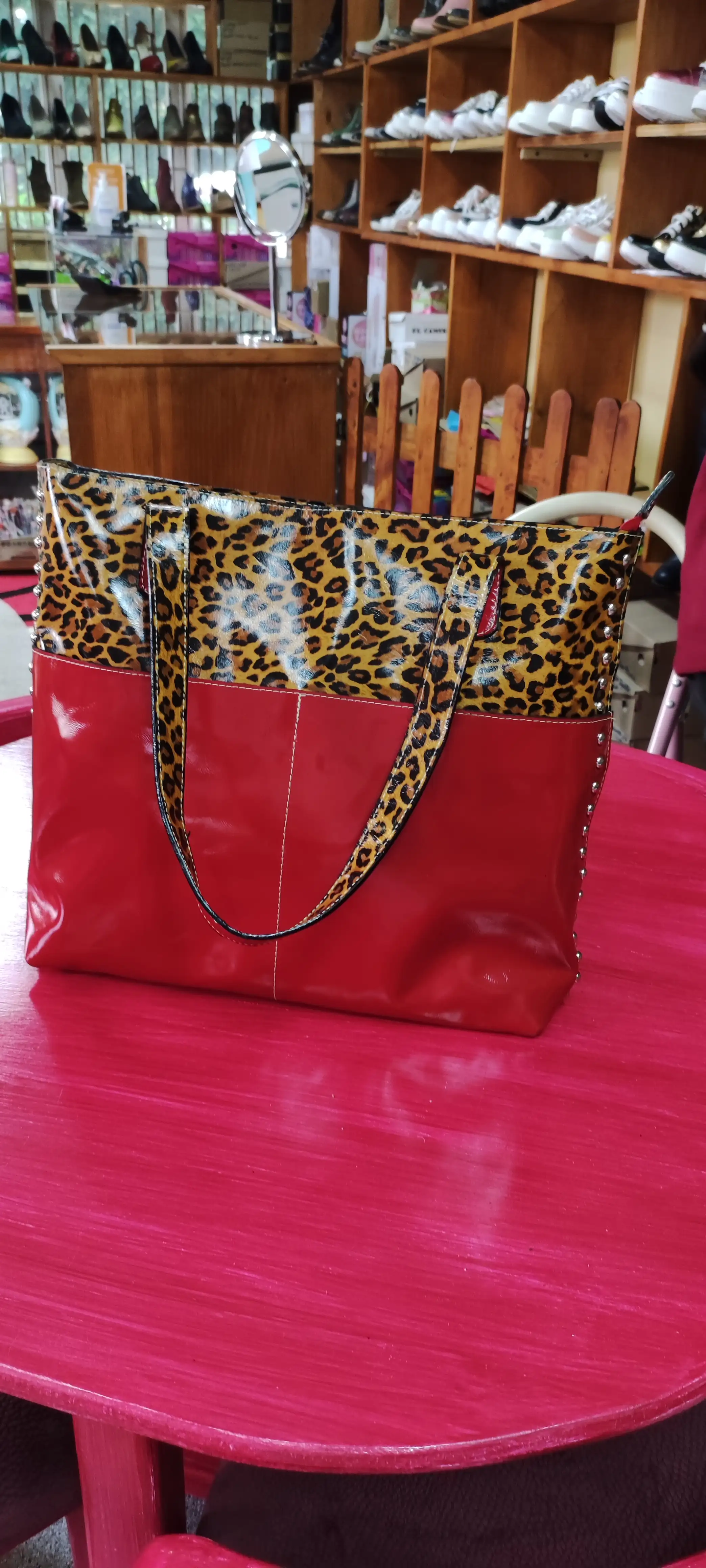 Bolso rojo\ animal print