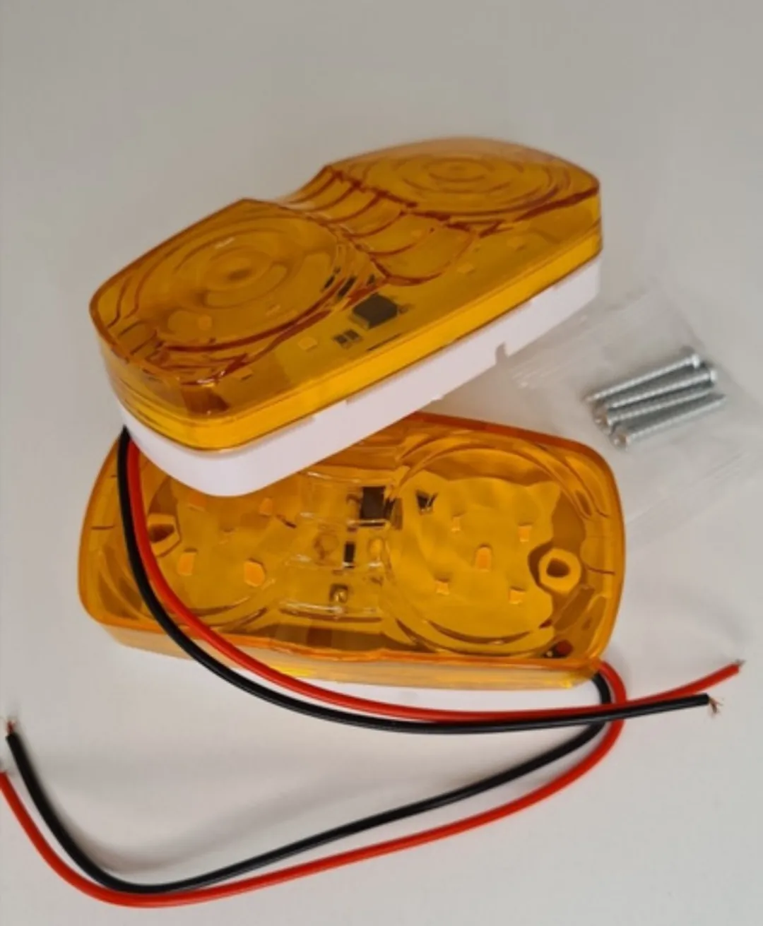 FOCO LATERALES PARA CARROS AMARILLO 
