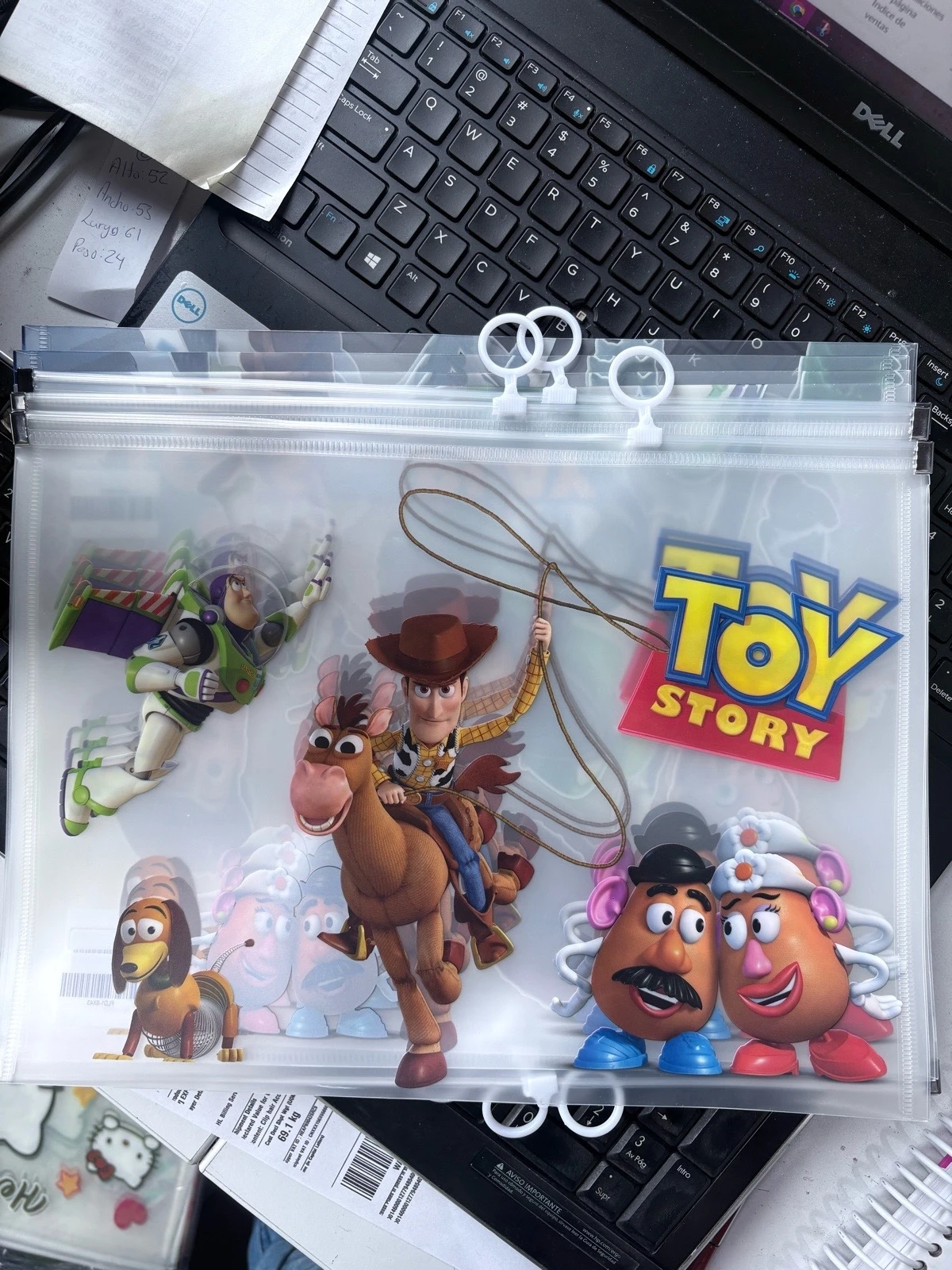 12 Folders de plastico tamaño carta de personajes  9