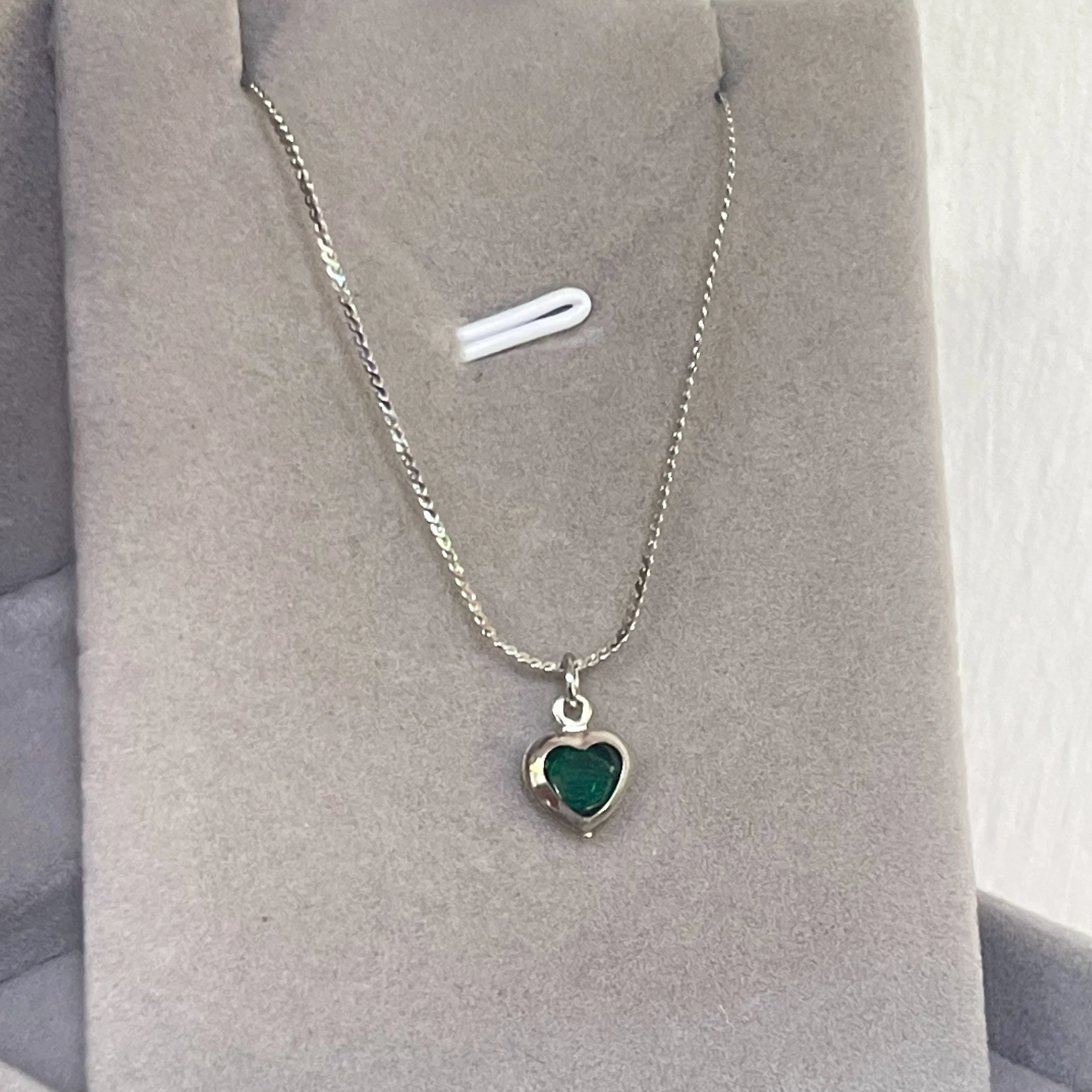 CADENA CORAZONCITOS VERDE/ROJO SILVER
