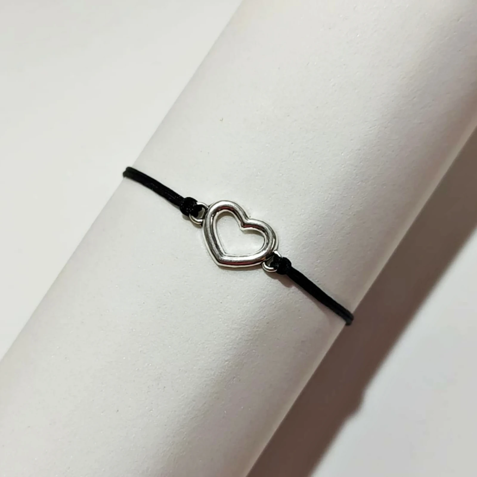 Pulsera de Corazón Negra Sencilla
