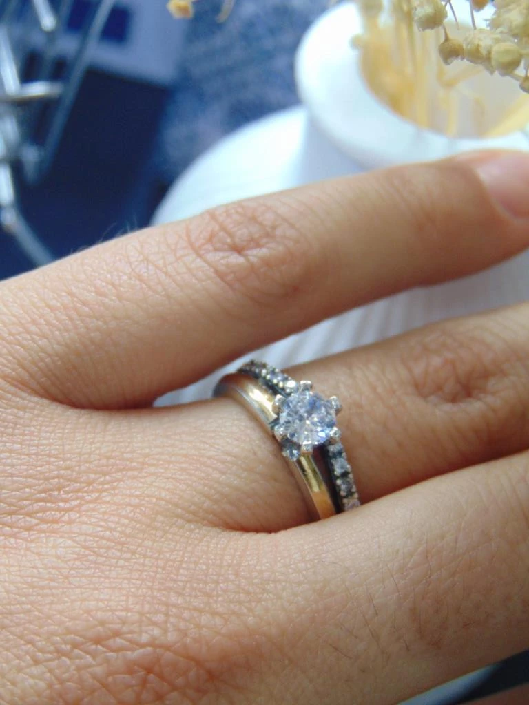 ANILLO PLATA LEY 925 LINEA CIRCONES LINEA ORO TALLA 6-7 2