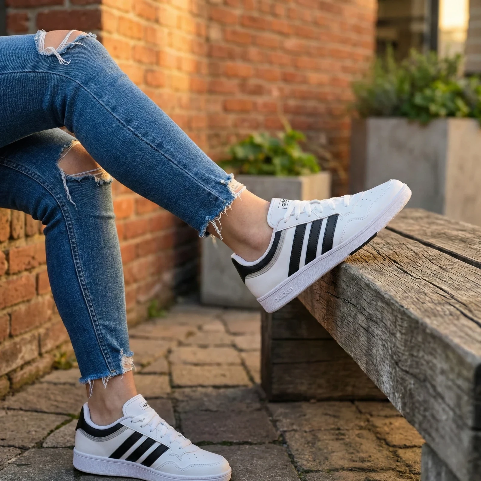 ADIDAS HOOPS 4.0 2