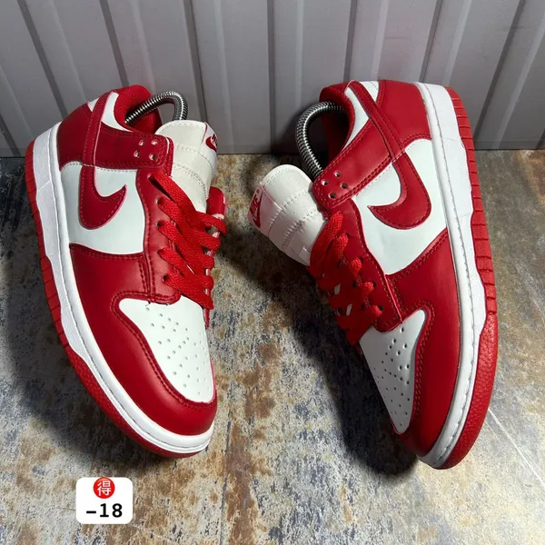 Nike M