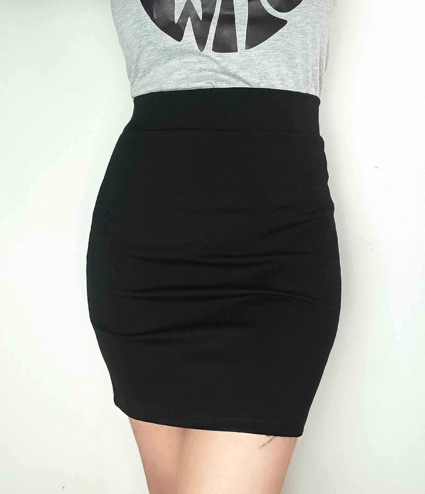 Falda negra M 2