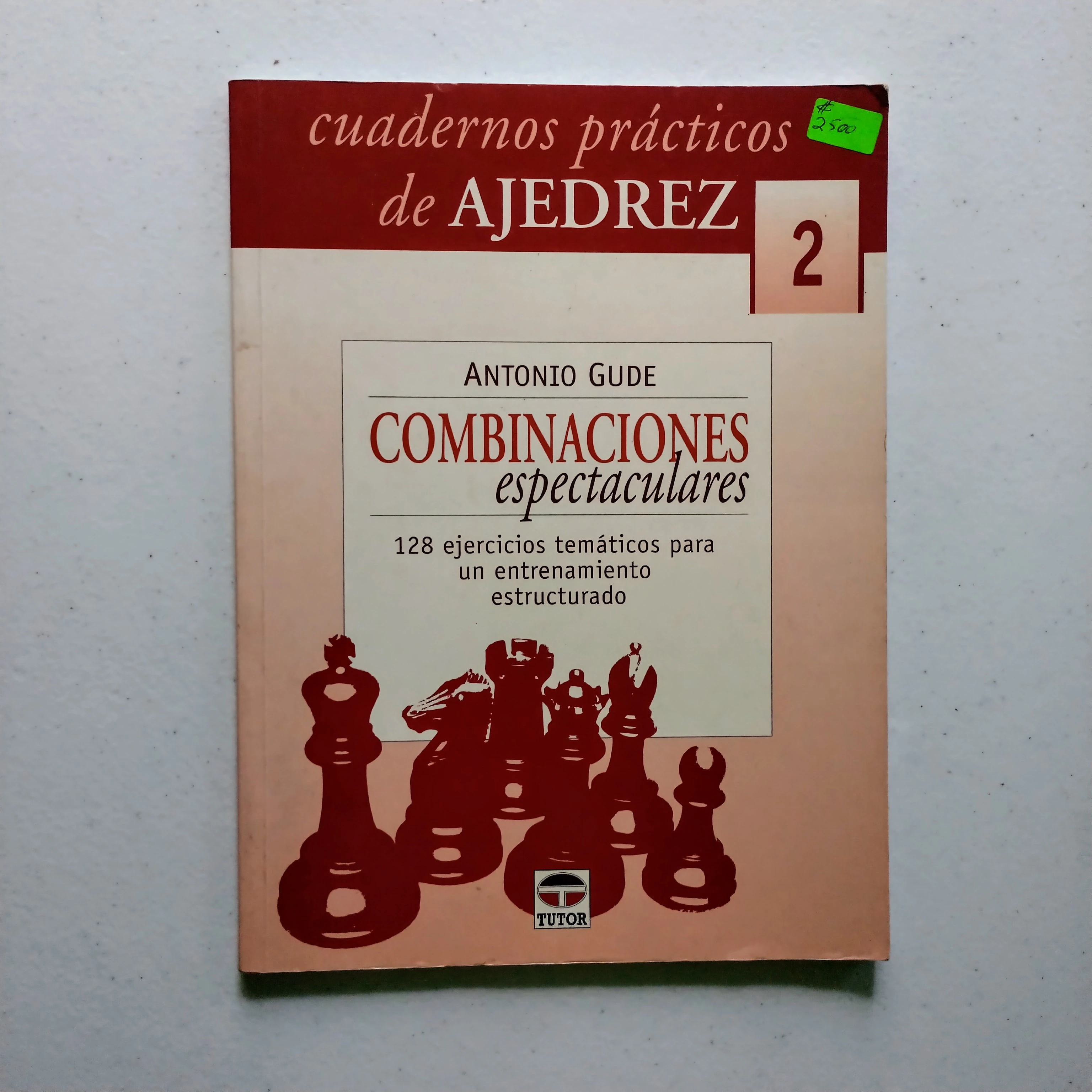 Combinaciones espectaculares de ajedrez, Antonio Guide, usado