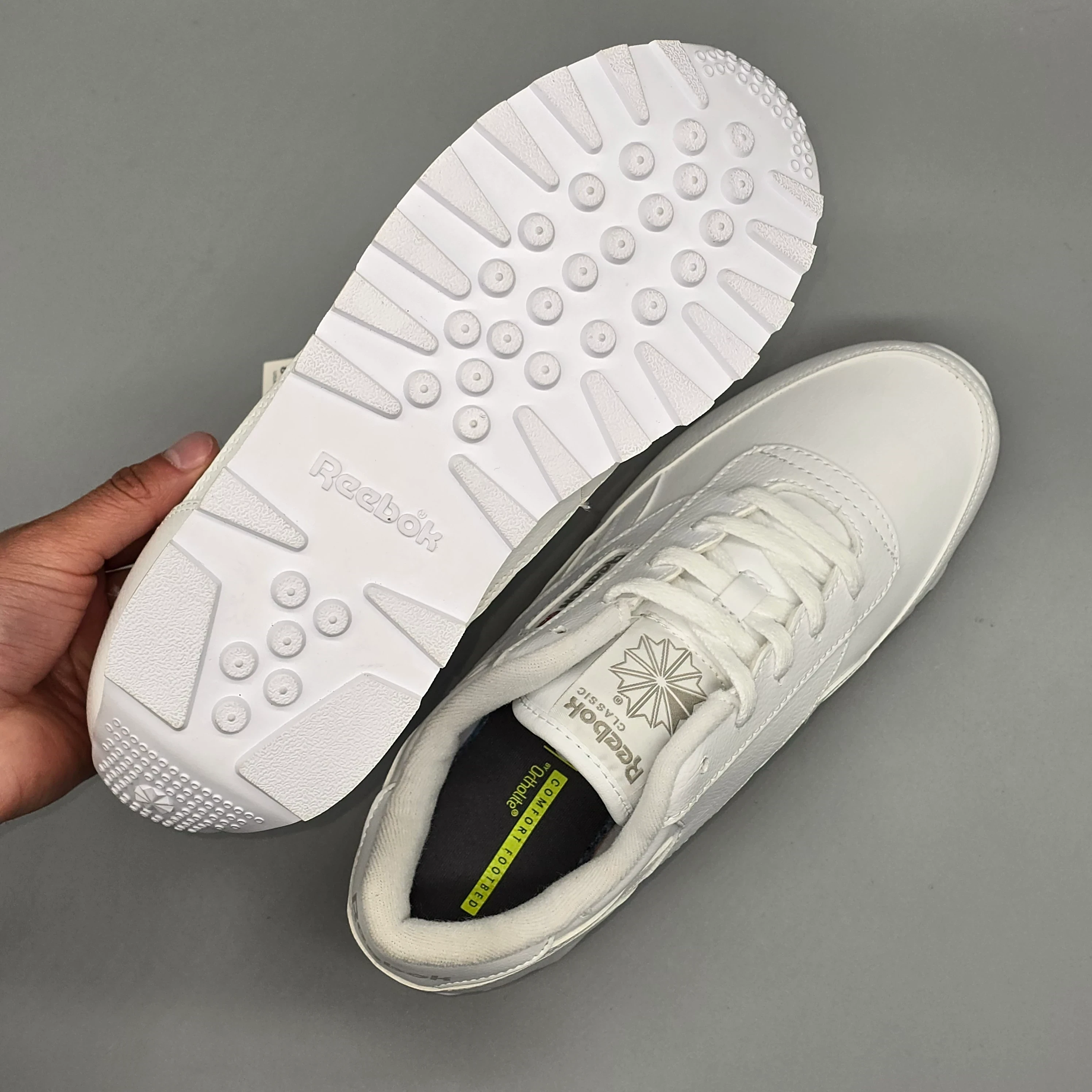 REEBOK CL RENAISSANCE 8