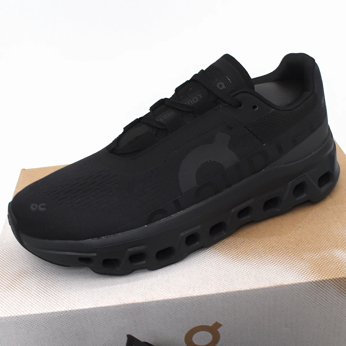 tenis On Cloud 4