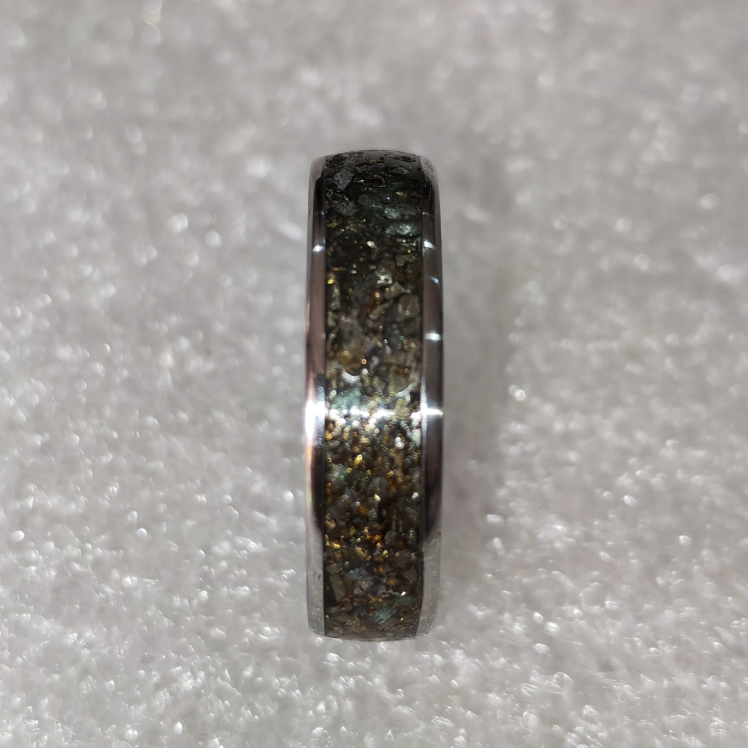 Anillo de Esmeraldas y Pirita Talla 11 3
