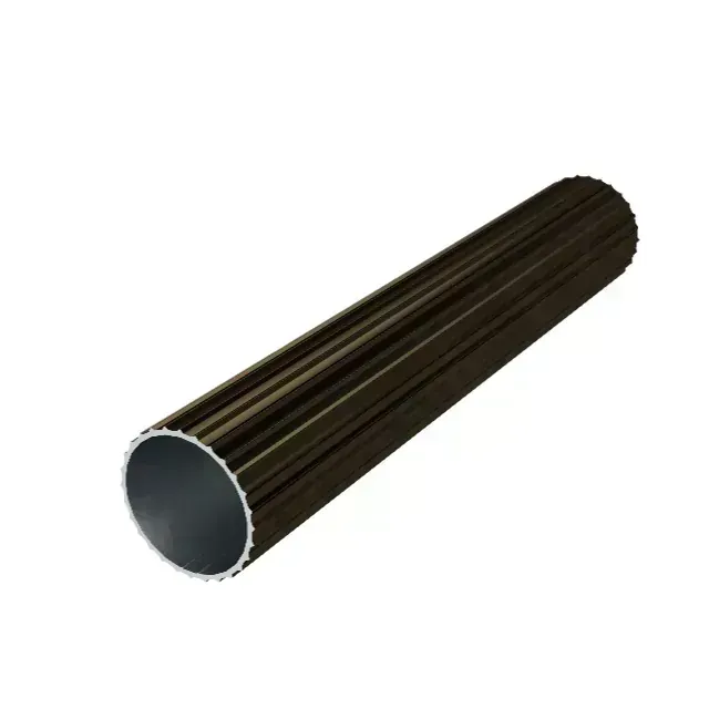 Tubo Cortinero Ranurado En Aluminio 3/4 X 6Mts Café.