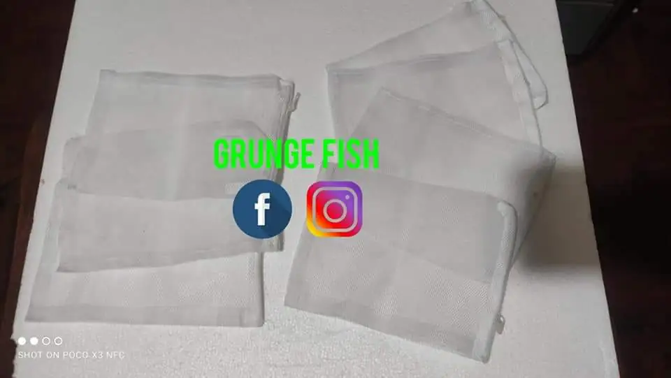 BOLSA DE MALLA CON CIERRE PARA MATERIAL FILTRANTE ( 20 cm alto x 15 cm ancho ) 2