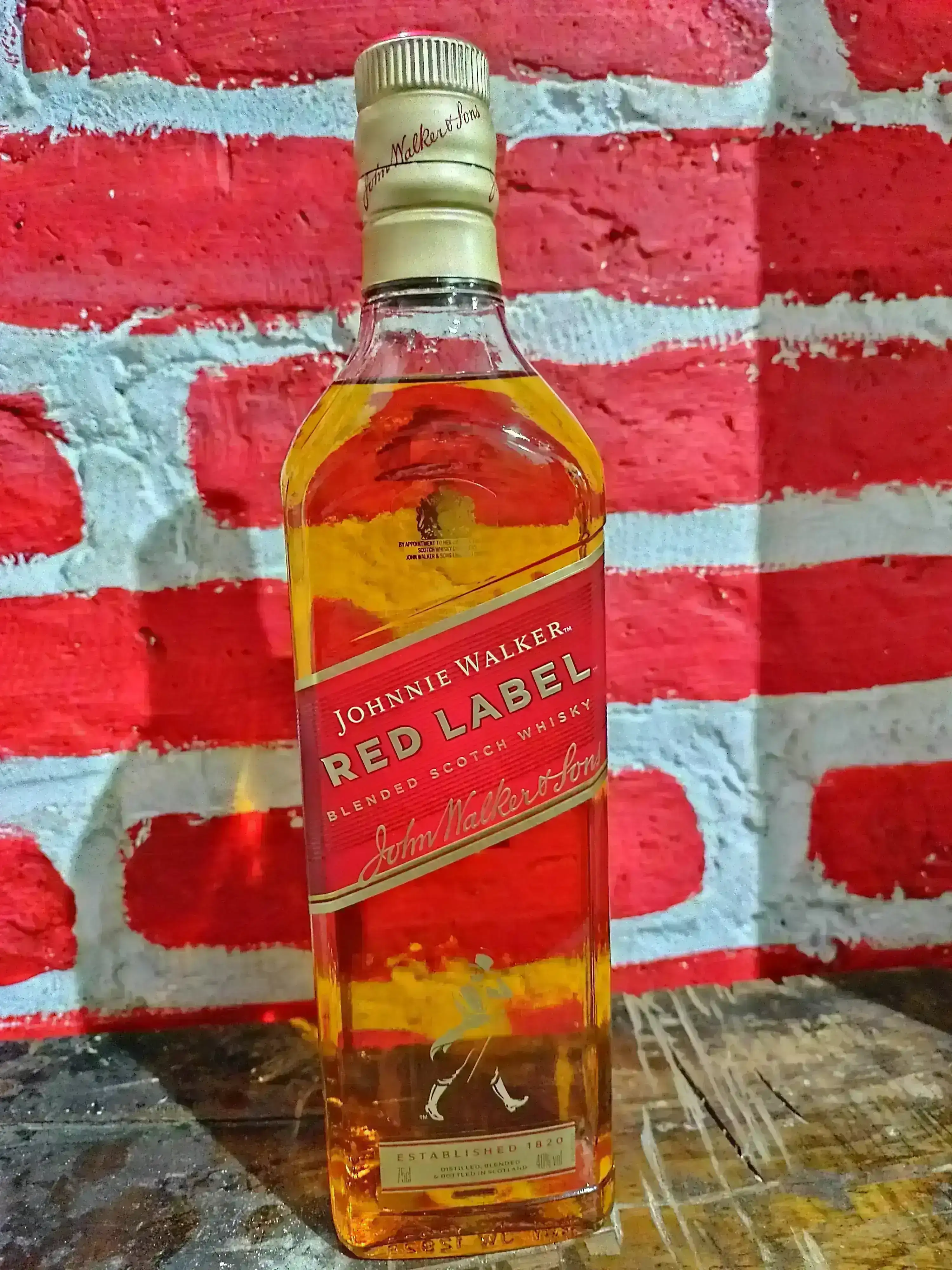 johnnie Walker , Red Label x 750cc. 2